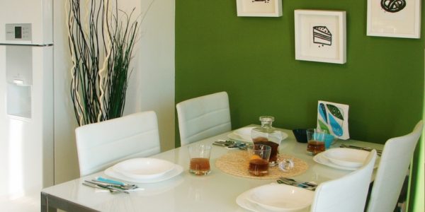 Decor alb-verde dining